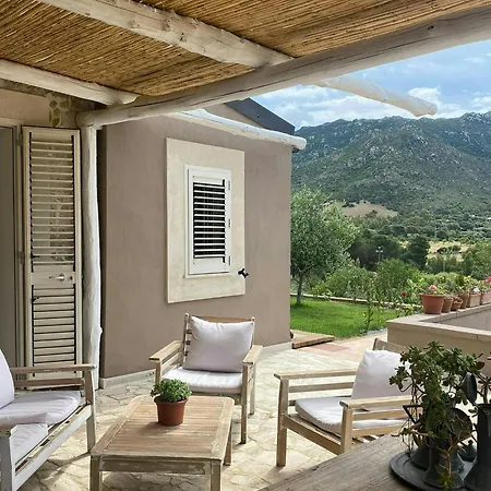 Renovated Sheepfold Between Sea And Mountains *